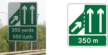 Slip road approach information signs
